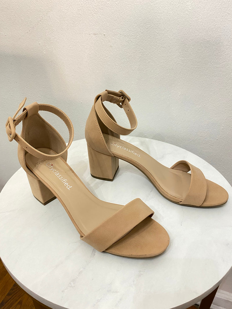 Wide width nude hot sale sandals